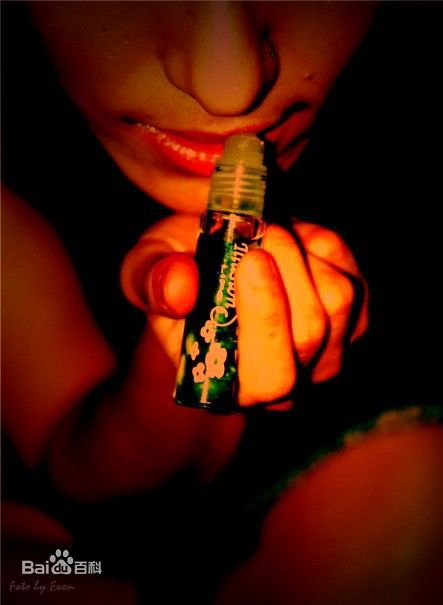 欧阳靖的表演特照性感图片壁纸