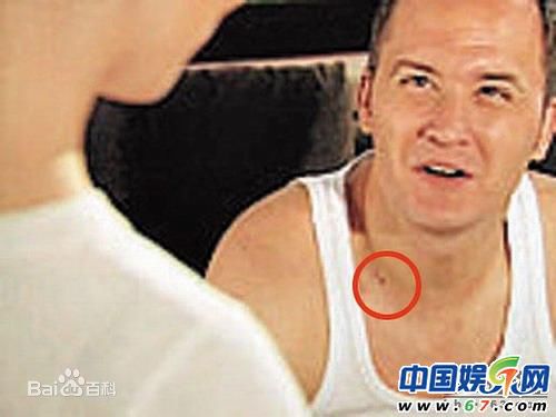 布伟杰(Brian Thomas Burrell)前后照片