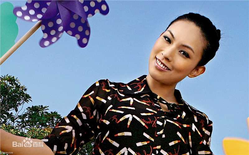 朱慧敏(Queenie Chu)出席活动照前后照片