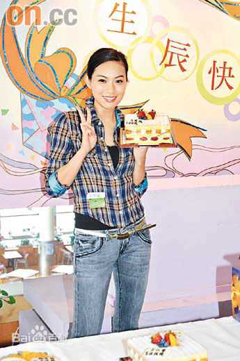 朱慧敏(Queenie Chu)出席活动照前后照片