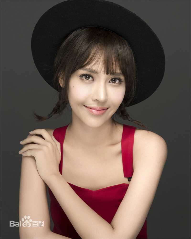 最新房鹿(fanglu)性感图片