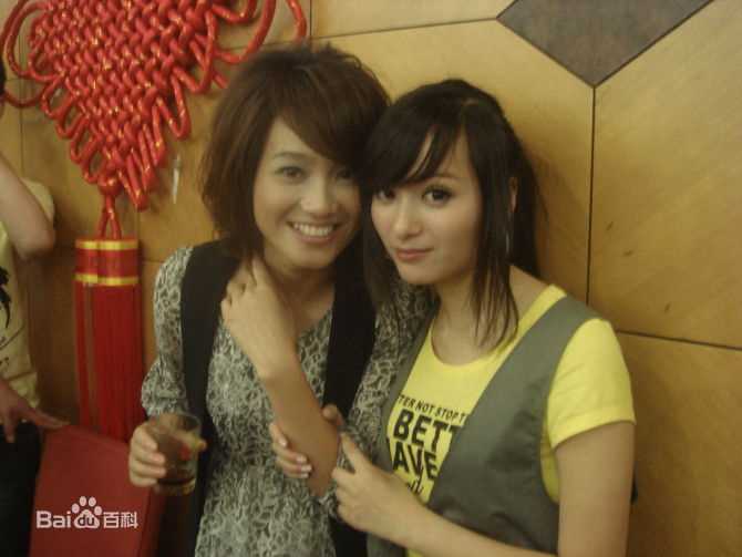 罗震环(Kimiko)生活照性感图片图集