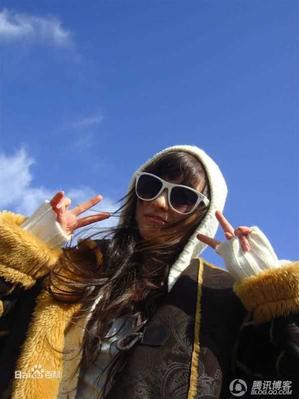 罗震环(Kimiko)生活照性感图片图集