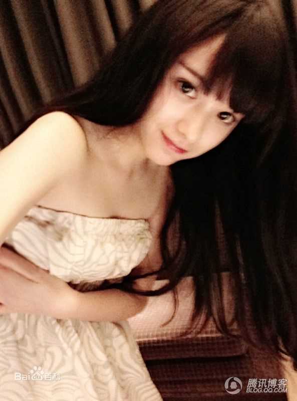 罗震环(Kimiko)最新靓照图集