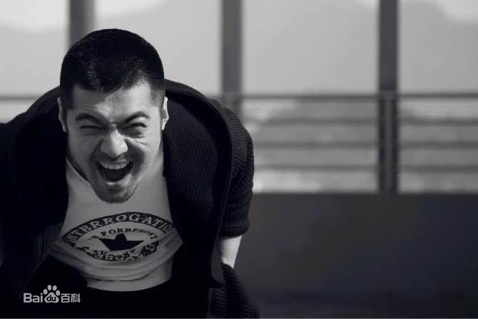 曾晓禹个人照图片图集