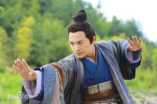 郭靖郑国霖饰演的前后照片