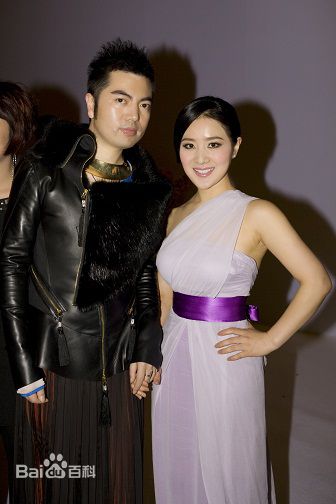 王碧儿在中国时装周耀出彩素颜照相册