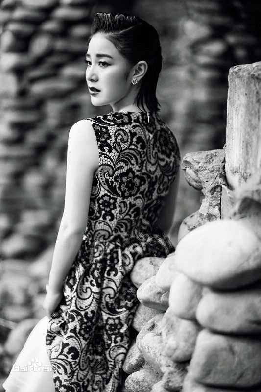 最新王碧儿在《精品购物指南》专访中的壁纸