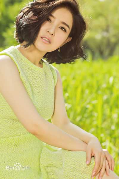 最新王碧儿在《精品购物指南》专访中的壁纸