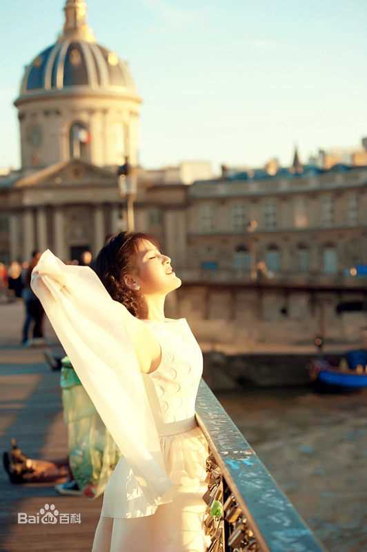 王碧儿桥那边的人生活照相册