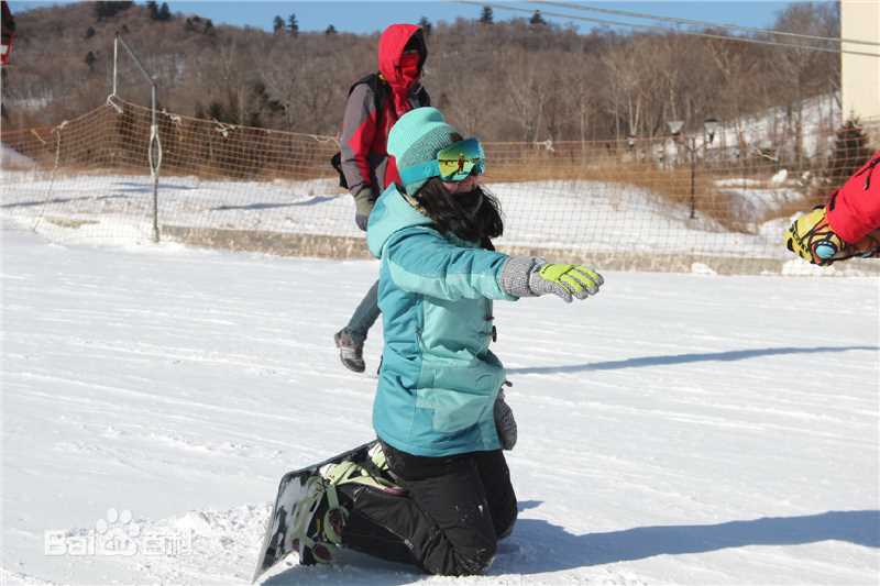 王碧儿滑雪照前后照片