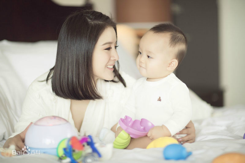 王碧儿精选拍亲子杂志图册