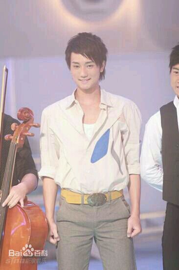 最新李豪(Lee Ho)壁纸