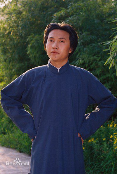 李光彩前后照片