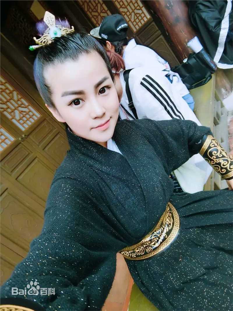 最全余小孽在《神谕通天》公奈中的相册