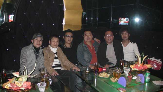 王迪著名歌星与明星素颜照壁纸