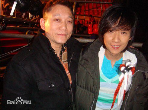 王迪著名歌星与明星素颜照壁纸