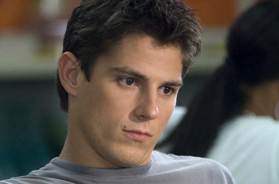 最新肖恩·法瑞斯(Sean Faris)性感图片