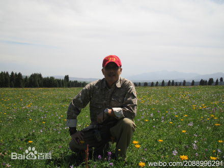 杜燕歌香港著名配音演员图册