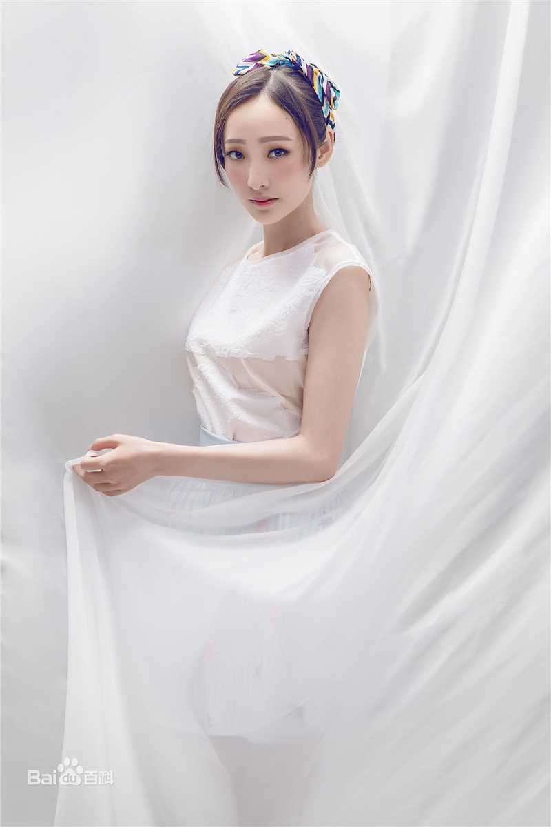 高清刘恬汝图片