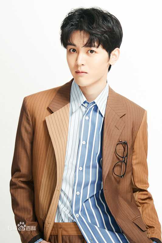 最全戴景耀素颜照