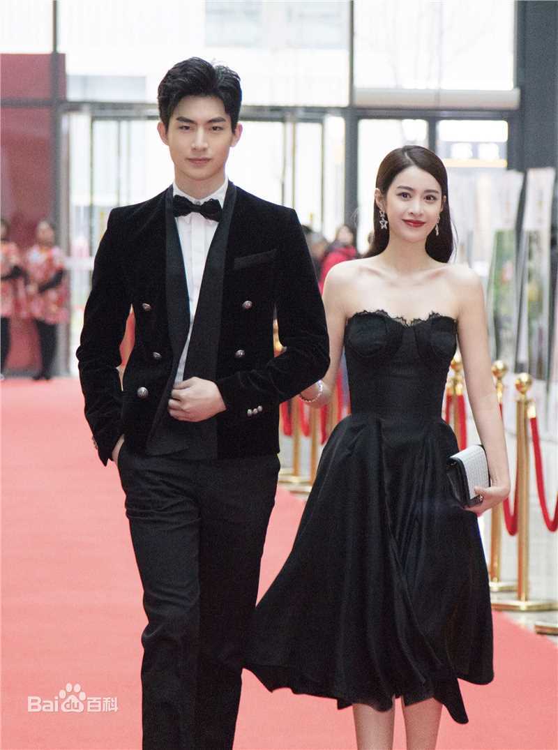 王若雪活动素颜照壁纸