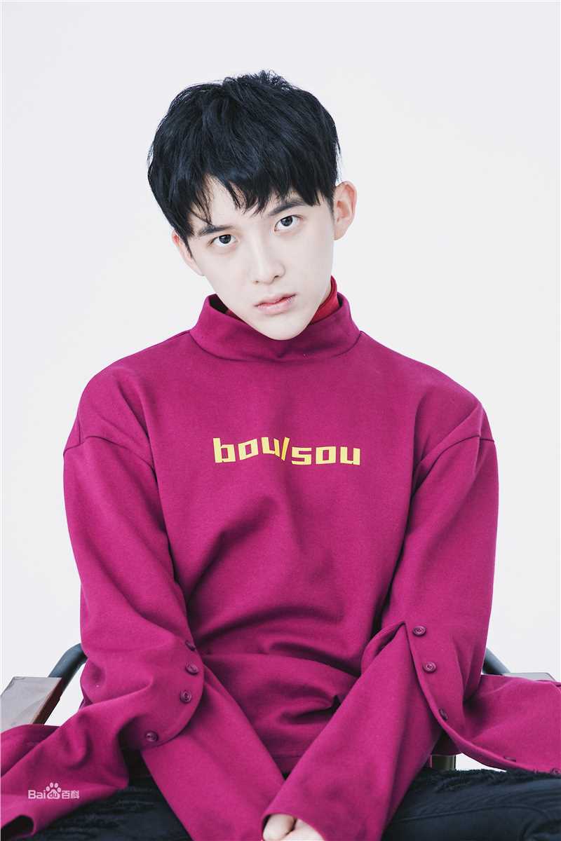 最新孙泽源壁纸