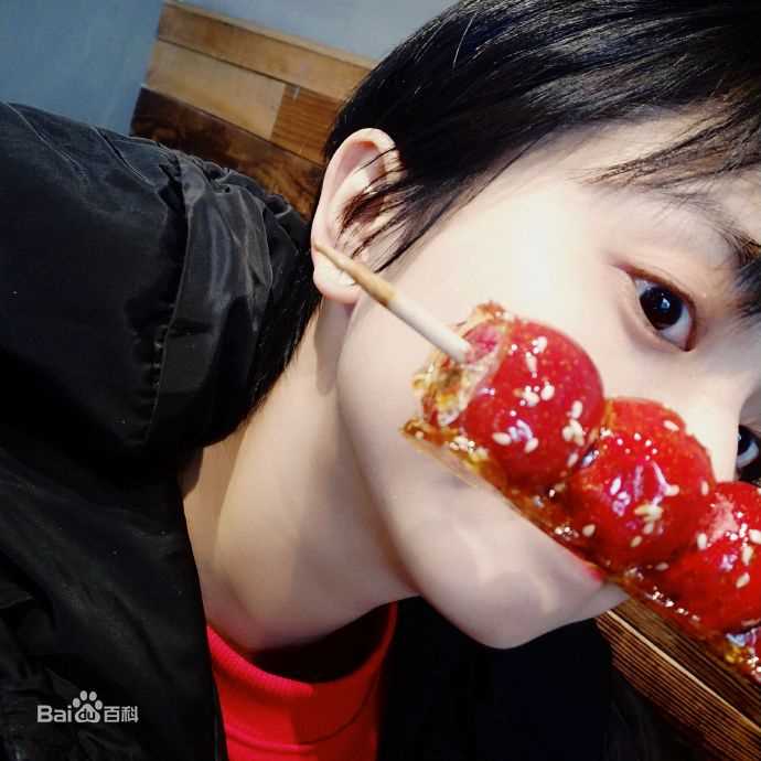 最新厉嘉琪性感图片