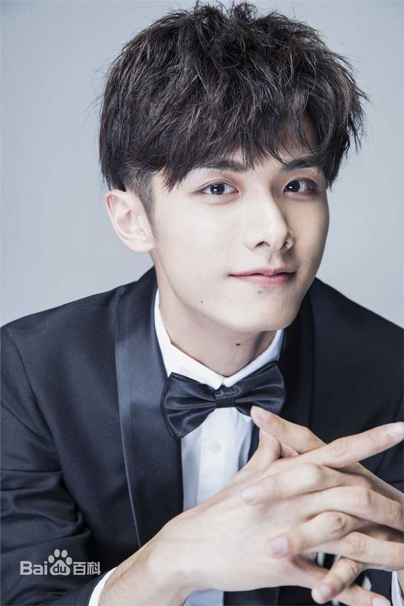 赵弈钦最新壁纸