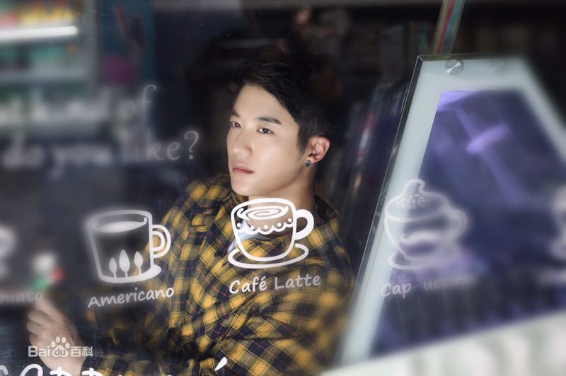 王燕阳照片图片图集