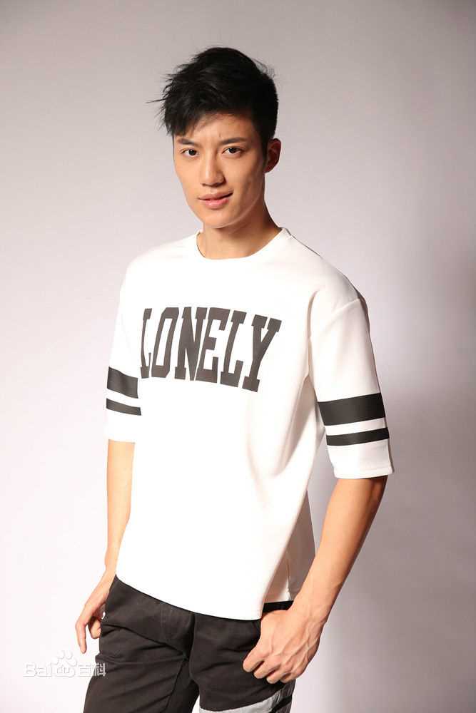 王燕阳照片图片图集