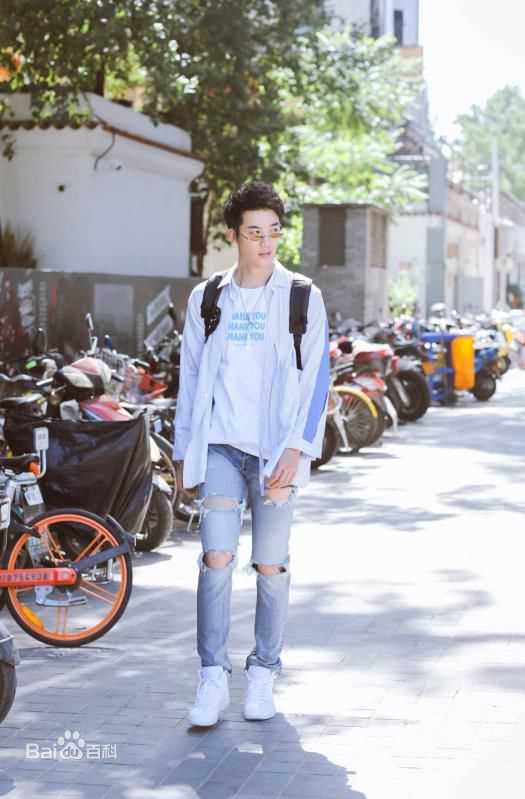 高清王燕阳在《星球者联盟》中的图集