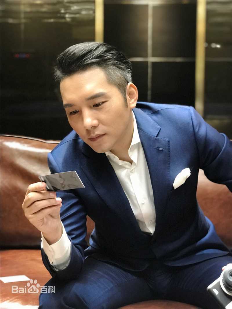 秦立洋前后照片