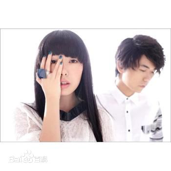 最新富妍(Kiki)性感图片