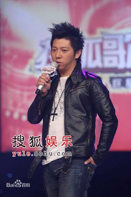 胡海泉(Cannon)舞台上的壁纸壁纸