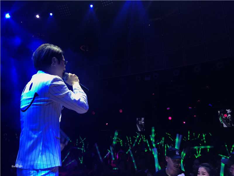 李昊瀚山野演出照图册