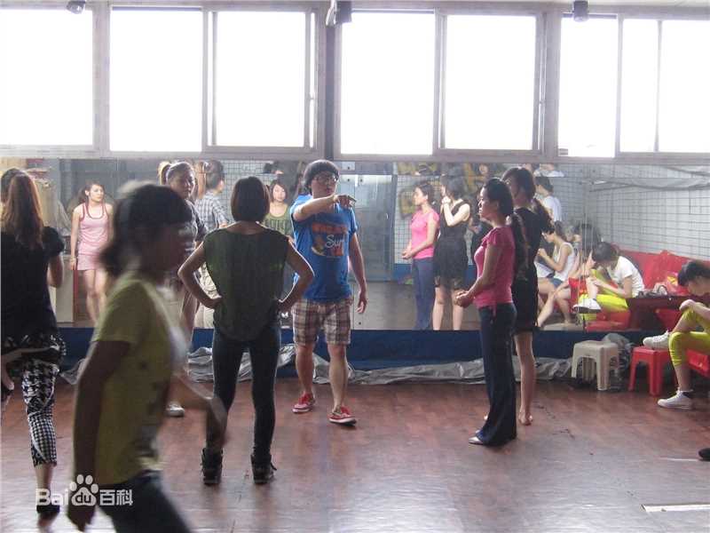 陈童(Charlie)近照壁纸壁纸