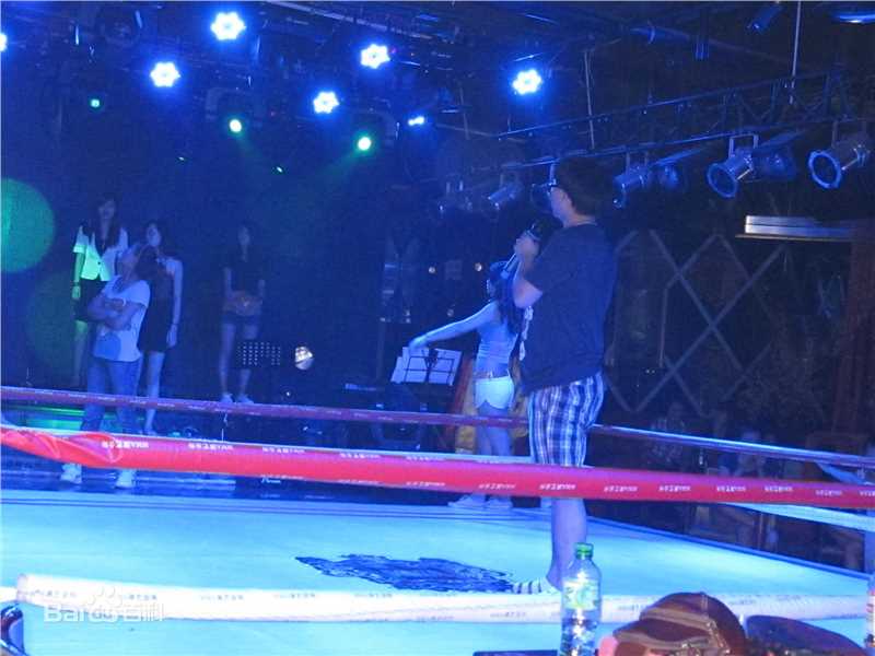 陈童(Charlie)近照壁纸壁纸