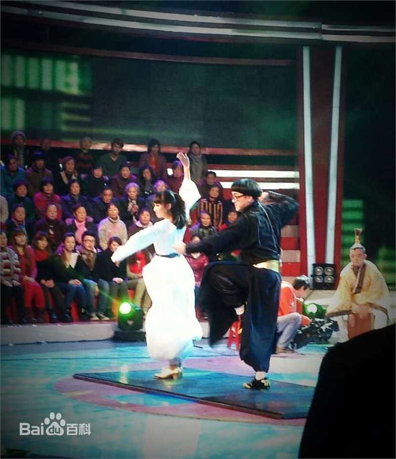 陈童(Charlie)湖北卫视录制前后照片