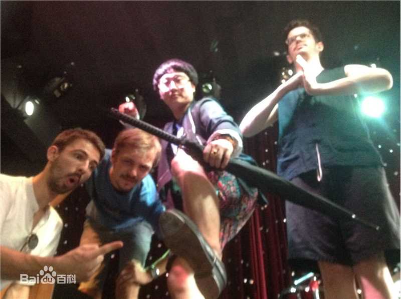 陈童(Charlie)重庆卫视录制性感图片图集