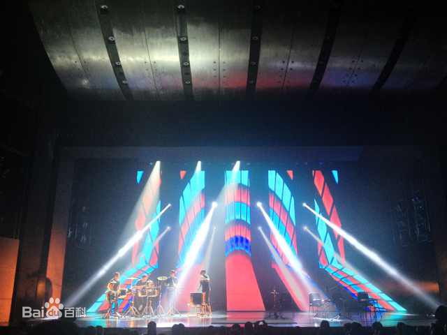 陈童(Charlie)重庆大剧院活动性感图片壁纸