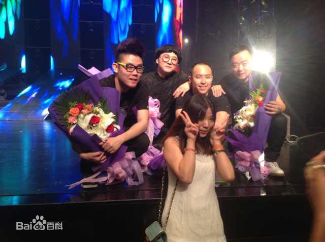 陈童(Charlie)重庆大剧院活动性感图片壁纸