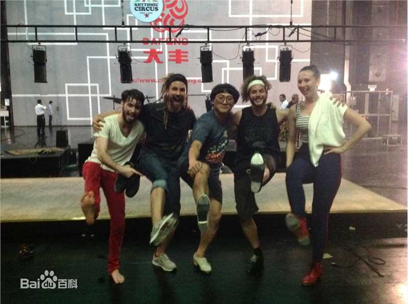 陈童(Charlie)重庆大剧院活动性感图片壁纸