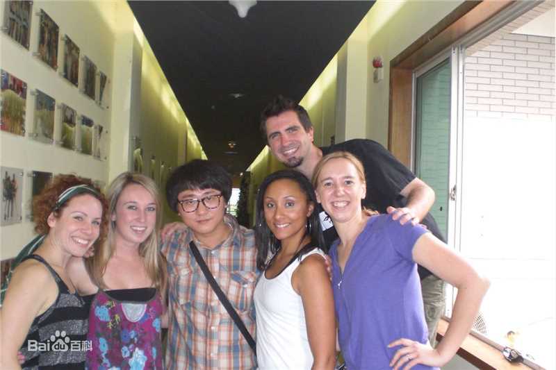 陈童(Charlie)参加浙江卫视中梦想秀和美国踢踏狗组合图册