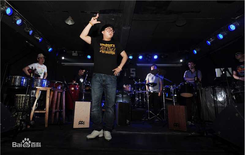 陈童(Charlie)舞蹈与音乐壁纸壁纸