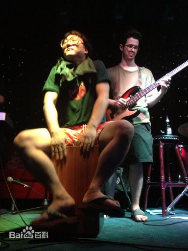 陈童(Charlie)舞蹈与音乐壁纸壁纸