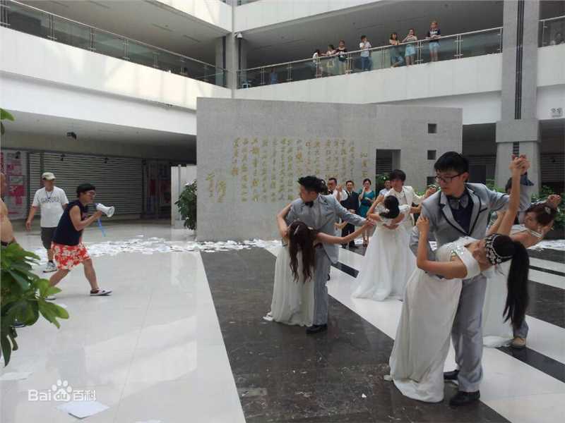 陈童(Charlie)电影渴望的青春图片图册