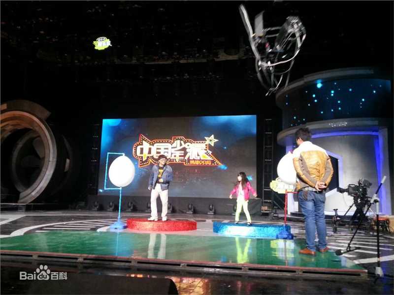 陈童(Charlie)教学中的舞台壁纸壁纸