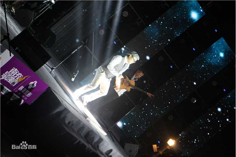 陈童(Charlie)2015南充最强音性感图片壁纸