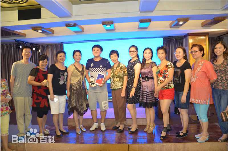 陈童(Charlie)平日教学花絮壁纸壁纸